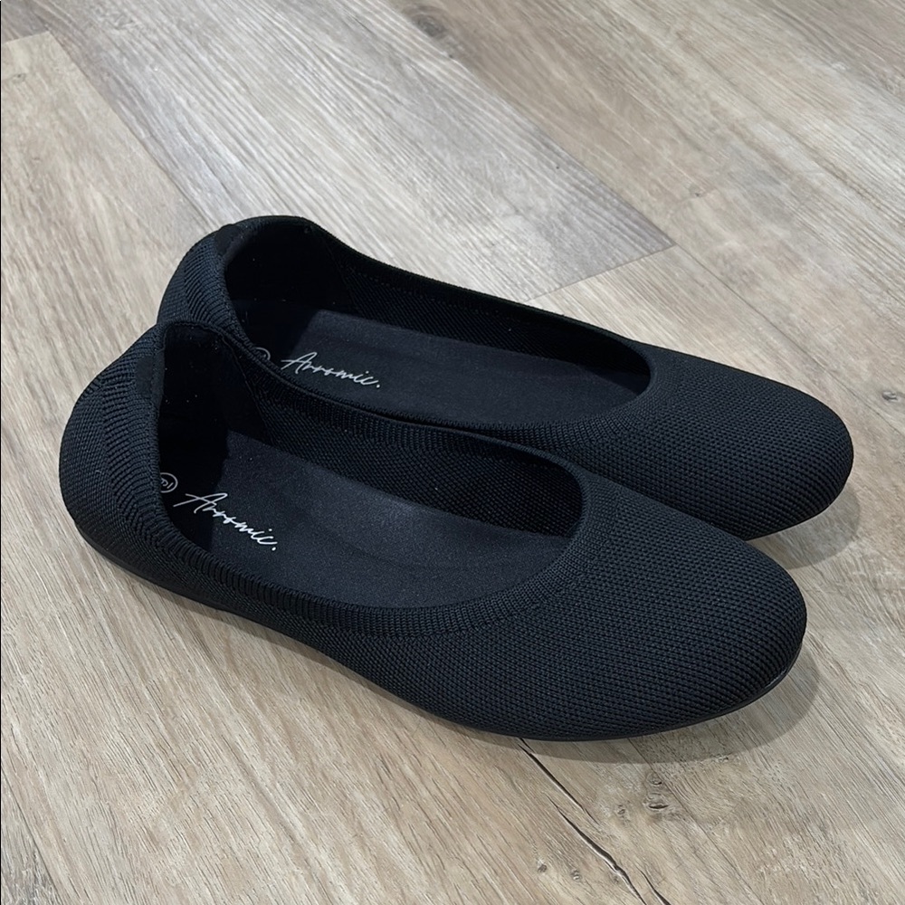 NEW Women’s Arromic Slip On Knit Ballet Flats